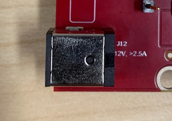 AWR2E44PEVM 12V 電源連接器